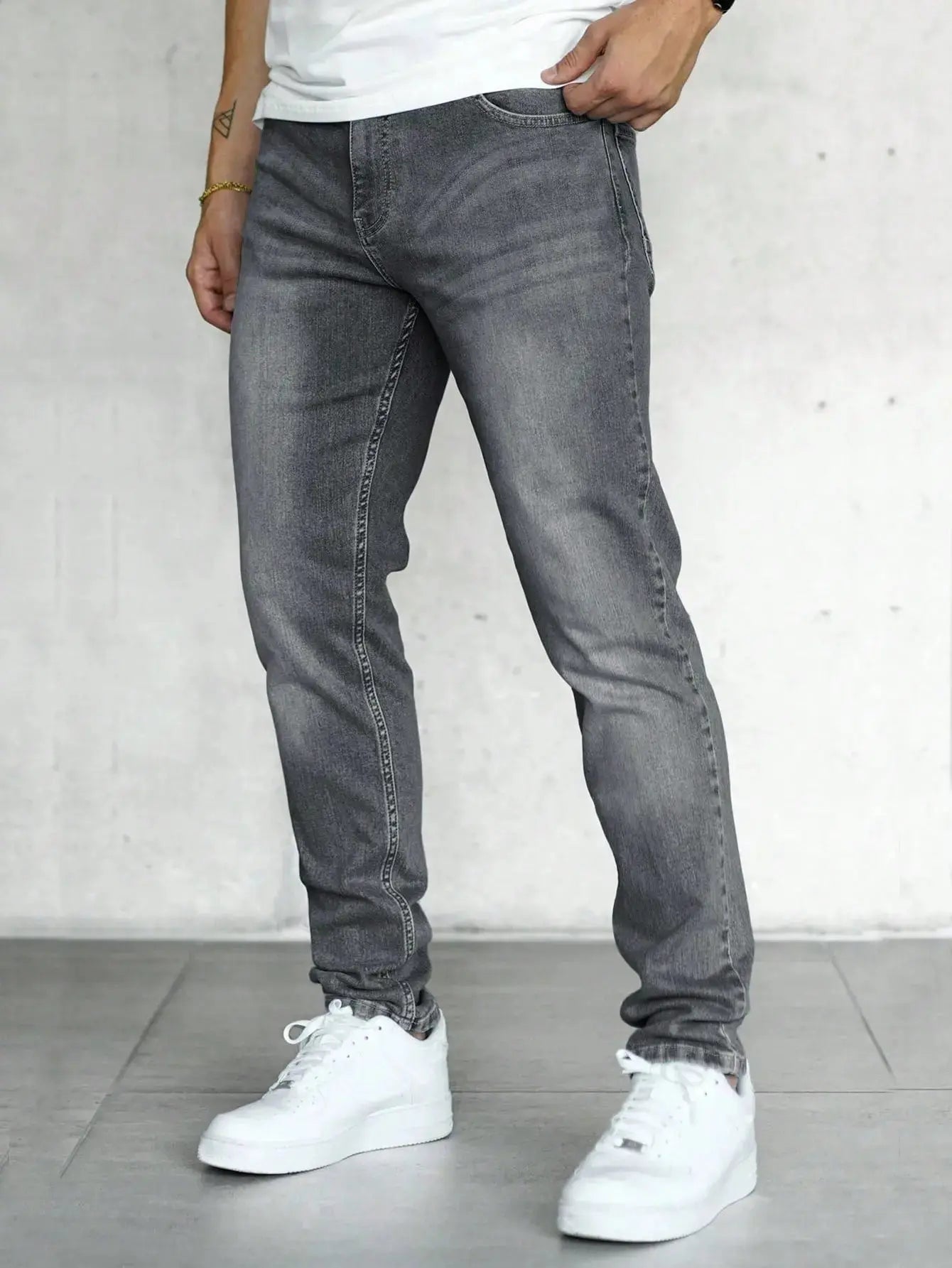 Slim Fit Jeans Herr med Snedställda Fickor – Grå, Midjehög Design, Bekväm Materialblandning 0