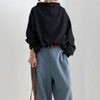 Chic Hög Nackpullover i Lätt Material för Elegant Stil - STILUNA