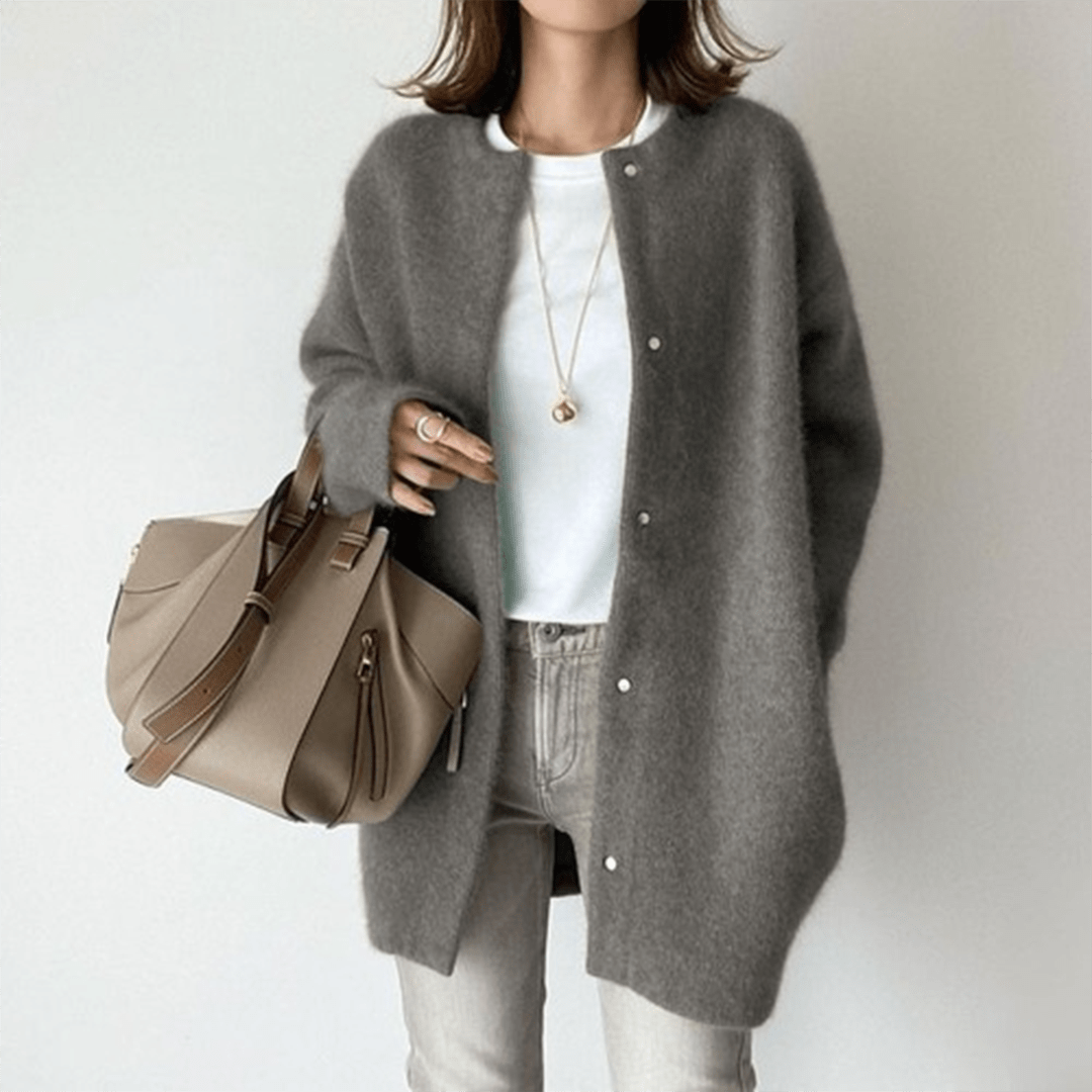 Elegant Långärmad Cardigan i Mjuk Material – Tidlös Stickad Kofta för Vardagsbruk och Helgaktiviteter - STILUNA