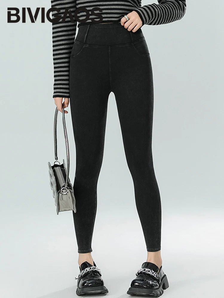 Jean Leggings: Upplev Bekväm Högmidja Med Fickor För Aktiva Kvinnor - STILUNA