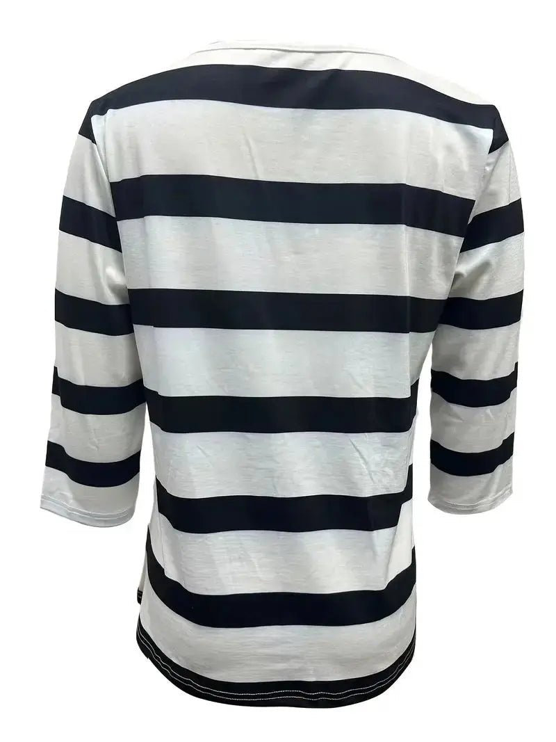 Randig T-shirt med V - ringning för Dam – Bekväm och Mångsidig i Bomullsblandning - STILUNA