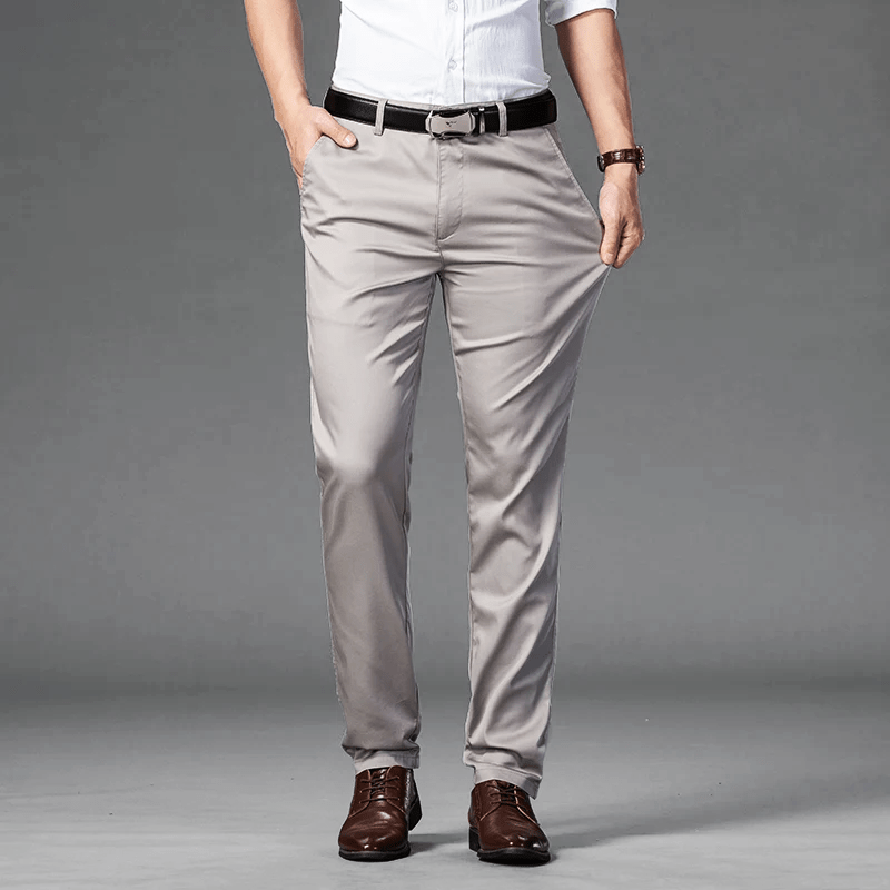 Slim Fit Dressbyxor i Mjuk Bomullsblandning med Stretch – Angled Sidfickor och Welt Bakfickor - STILUNA