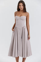 Sommardress för Damer – Elegant Ärmlös Rygglös Plisserad Midi Klänning - STILUNA