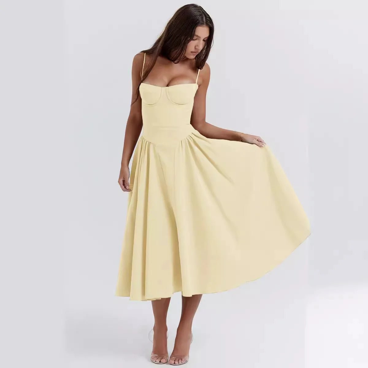 Sommardress för Damer – Elegant Ärmlös Rygglös Plisserad Midi Klänning - STILUNA